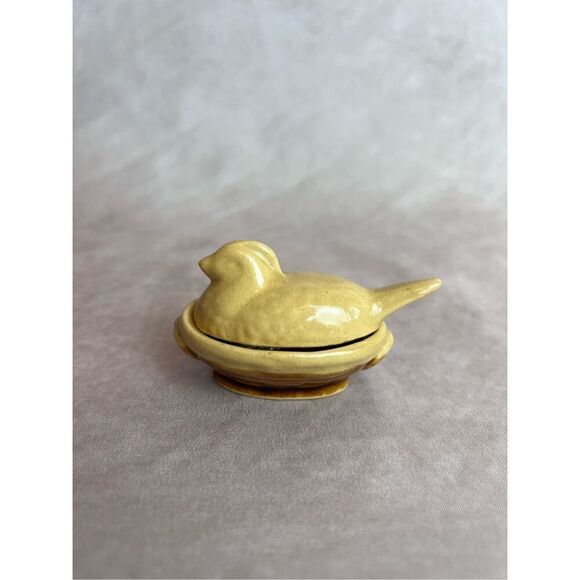 Vintage Ceramic Hen on Nest Rare - Picture 3 of 8